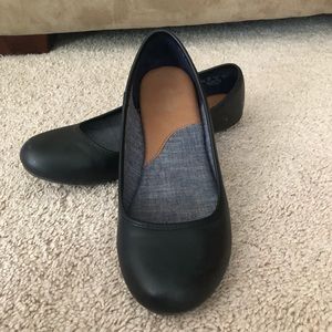 GUC Dr Scholls Memory Foam Flats Size 8